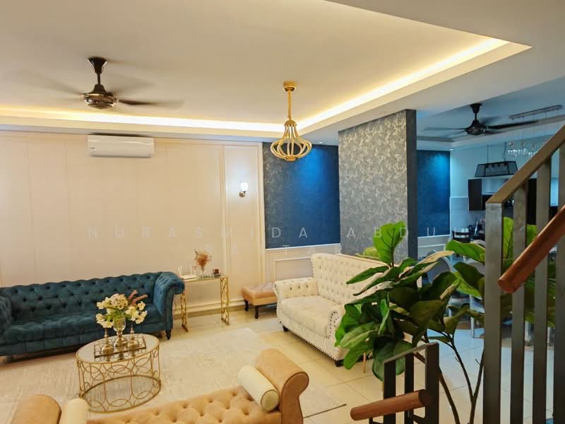 2-storey Terraced House for Sale in Bandar Sri Sendayan (Negeri Sembilan) - Nurasmida Abdul Sattar - Living Room - PropertyGuru.com.my
