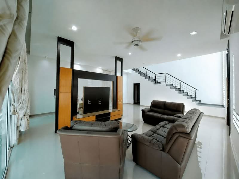 Semi-Detached House for Sale in Ipoh (Perak) - Lee Muzi - Living Room - PropertyGuru.com.my