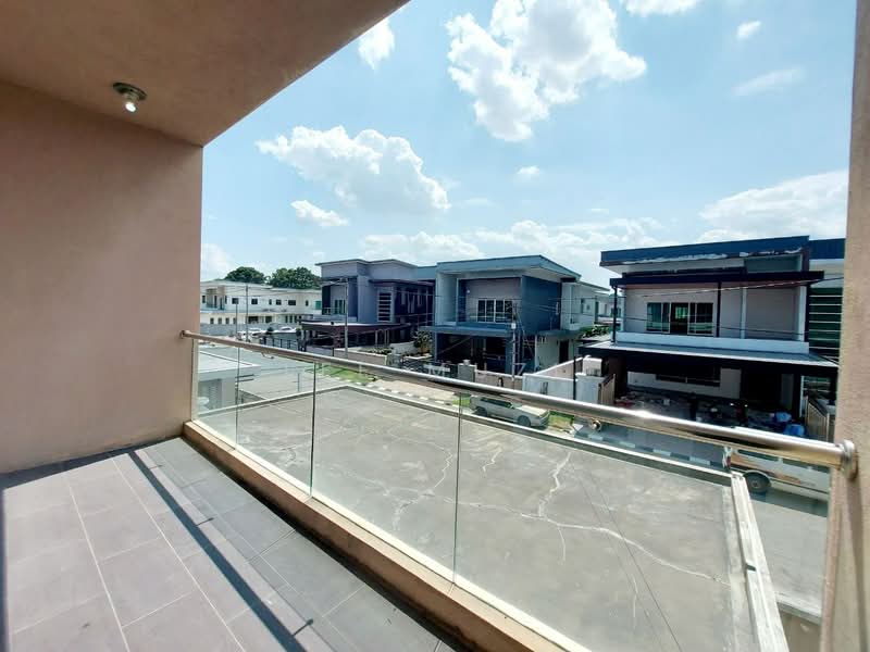 Semi-Detached House for Sale in Ipoh (Perak) - Lee Muzi - Exterior - PropertyGuru.com.my