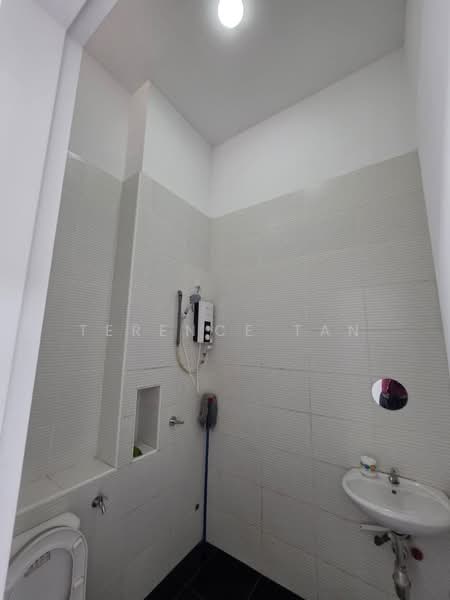 2-storey Terraced House for Sale in Kota Masai (Pasir Gudang) - Terence Tan - Bathroom - PropertyGuru.com.my
