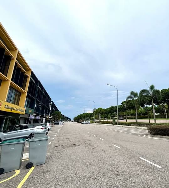Shop for Rent in Bandar Cemerlang (Ulu Tiram) - Bess Wong - Exterior - PropertyGuru.com.my