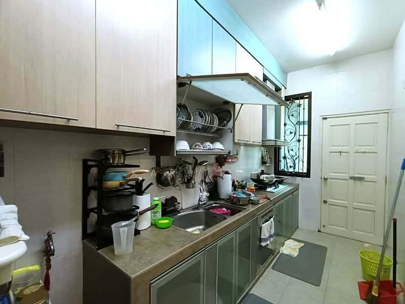 Cluster House for Sale in Austin Heights (Tebrau) - Karl Lim - Kitchen - PropertyGuru.com.my