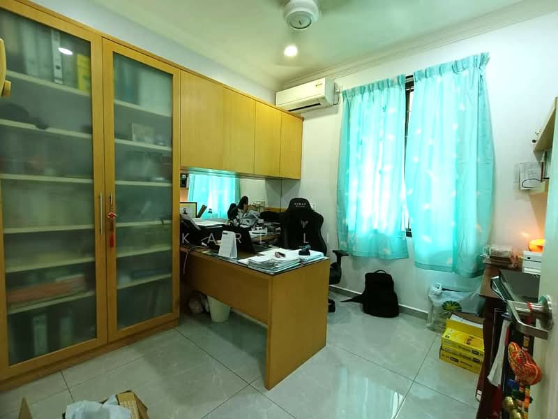 Cluster House for Sale in Austin Heights (Tebrau) - Karl Lim - Study - PropertyGuru.com.my