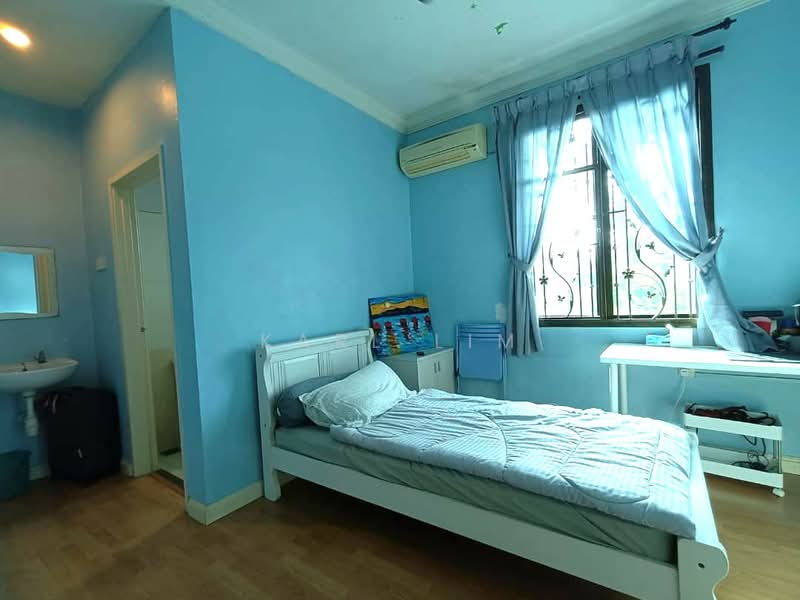 Cluster House for Sale in Austin Heights (Tebrau) - Karl Lim - Bedroom - PropertyGuru.com.my
