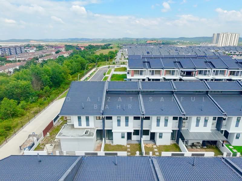 2-storey Terraced House for Sale in Elmina (Shah Alam) - Mohd Aizat Saiful Bahri - Exterior - PropertyGuru.com.my