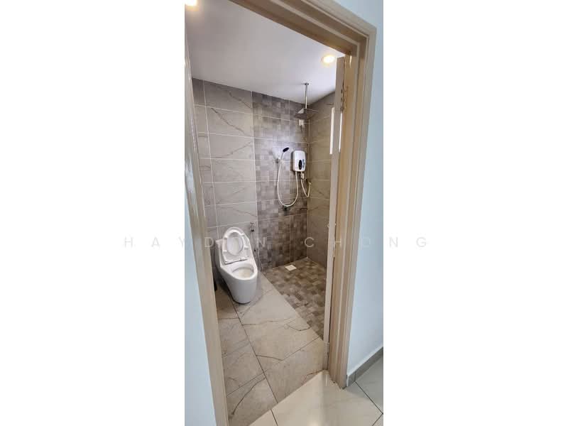 Service Residence for Sale at Pinnacle Tower - Hayden Chong - Bathroom - PropertyGuru.com.my