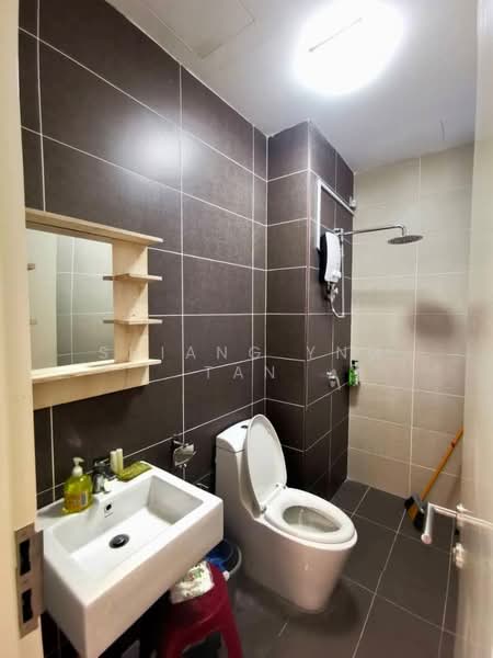 Service Residence for Sale at Sky Habitat - Shiang Yng Tan - Bathroom - PropertyGuru.com.my