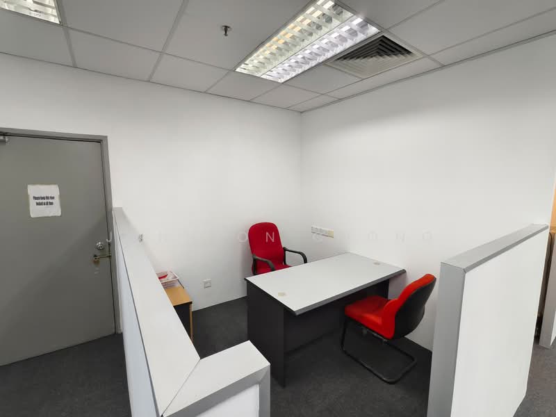 Office for Sale in Kampung Wadihana (Johor Bahru) - Johnson Chong - Interior - PropertyGuru.com.my