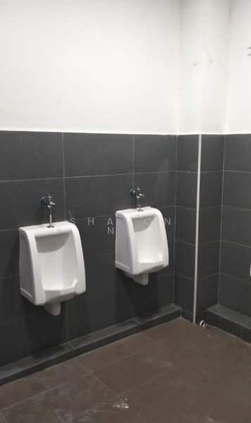Shop / Office for Rent in Southkey (Johor Bahru) - Sharon Ng - Bathroom - PropertyGuru.com.my