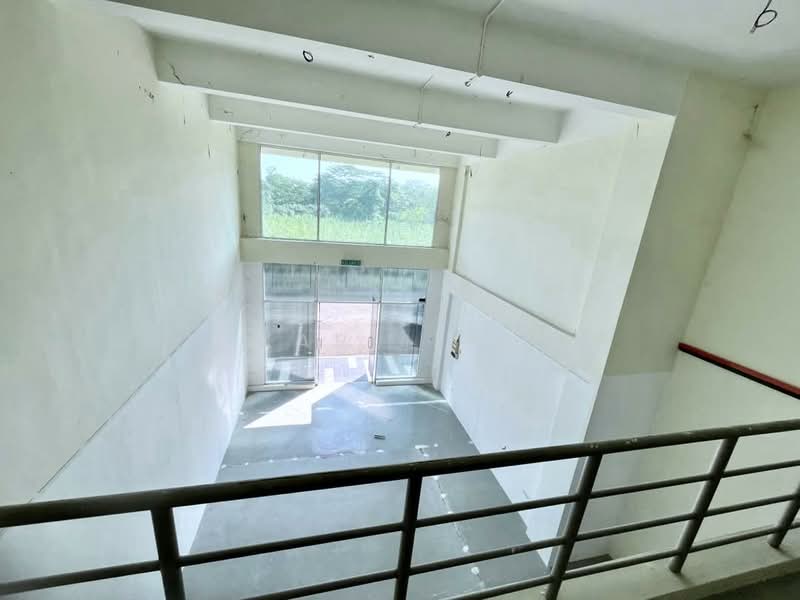 Shop / Office for Sale in Pusat Perdagangan Danga Utama (Johor Bahru) - Karl Lim - Entrance - PropertyGuru.com.my