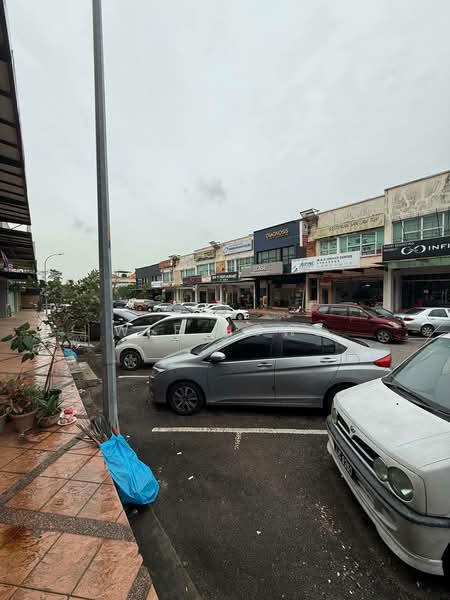 Shop / Office for Sale in Taman Gaya (Ulu Tiram) - Wee Howe - Exterior - PropertyGuru.com.my
