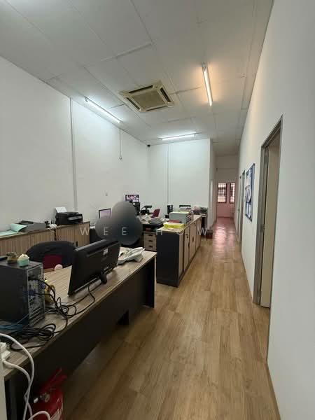 Shop / Office for Sale in Taman Gaya (Ulu Tiram) - Wee Howe - Interior - PropertyGuru.com.my