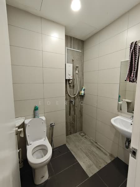 Servis Apartment untuk Dijual di Arte S - Ederic . - Bathroom - PropertyGuru.com.my