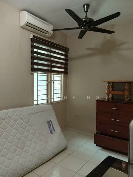 Condominium for Sale at Pearl Avenue - Joanne Ng - Bedroom - PropertyGuru.com.my