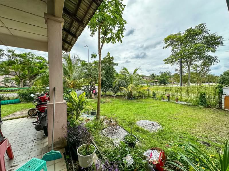Semi-Detached House for Sale in Dengkil (Selangor) - Halim Arif - PropertyGuru.com.my
