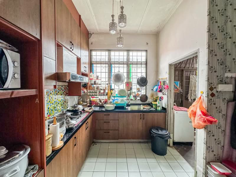 Semi-Detached House for Sale in Dengkil (Selangor) - Halim Arif - PropertyGuru.com.my