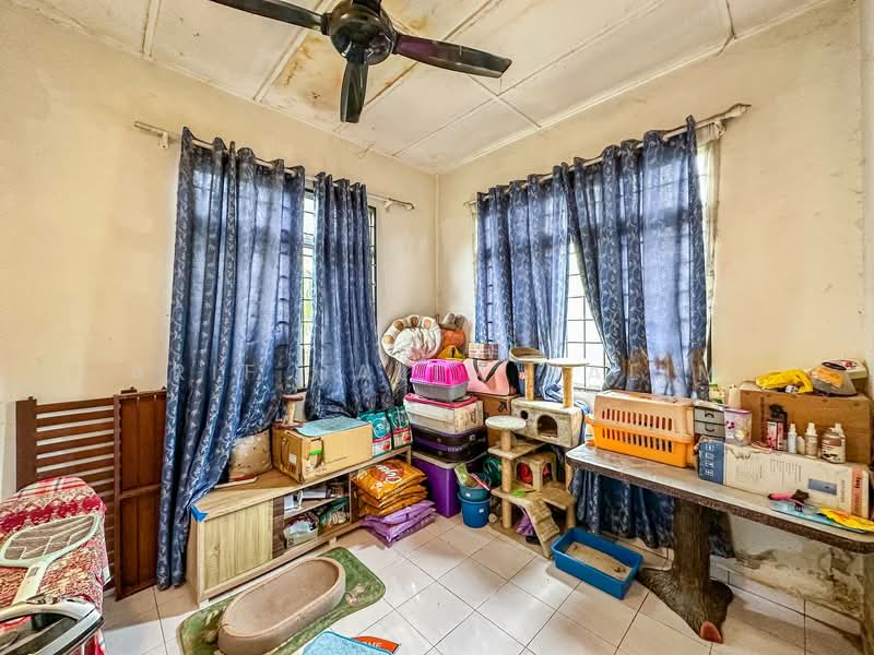 Semi-Detached House for Sale in Dengkil (Selangor) - Halim Arif - PropertyGuru.com.my