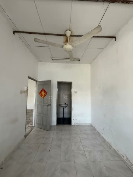 Rumah Teres 1 Tingkat untuk Dijual di Taman Seremban Jaya (Rantau) - Eric Chong - Interior - PropertyGuru.com.my