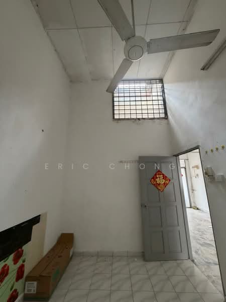 Rumah Teres 1 Tingkat untuk Dijual di Taman Seremban Jaya (Rantau) - Eric Chong - PropertyGuru.com.my