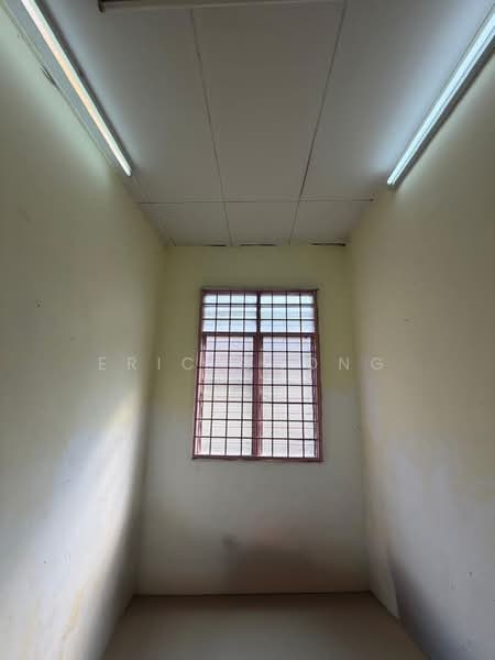 Rumah Teres 1 Tingkat untuk Dijual di Taman Seremban Jaya (Rantau) - Eric Chong - PropertyGuru.com.my