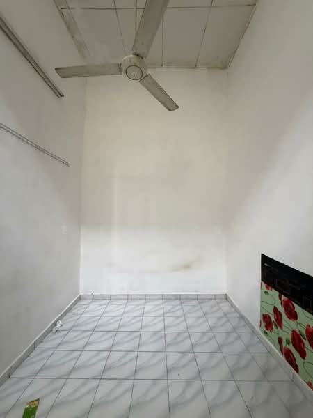 Rumah Teres 1 Tingkat untuk Dijual di Taman Seremban Jaya (Rantau) - Eric Chong - PropertyGuru.com.my