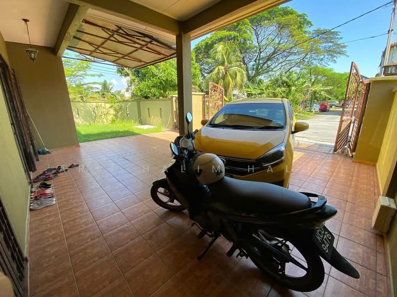Rumah Teres untuk Dijual di Taman Sri Kejora (Kajang) - Arif Halim Halim - Exterior - PropertyGuru.com.my