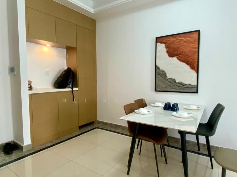 Kondominium untuk Disewa di R&F Princess Cove Phase 2-Seine Region - Hui Hui Sim - Dining Room - PropertyGuru.com.my
