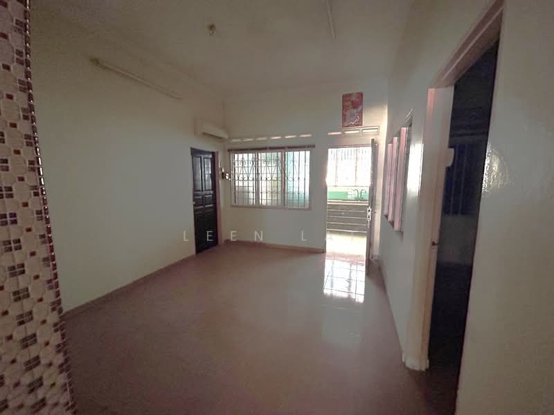 Commercial Semi-D for Rent in Taman Pelangi (Johor Bahru) - Leen Lai - Interior - PropertyGuru.com.my