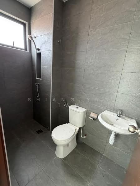 Rumah Teres 2 Tingkat untuk Dijual di Mutiara Rini (Skudai) - Shiang Yng Tan - Bathroom - PropertyGuru.com.my