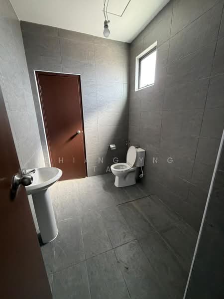 Rumah Teres 2 Tingkat untuk Dijual di Mutiara Rini (Skudai) - Shiang Yng Tan - Bathroom - PropertyGuru.com.my