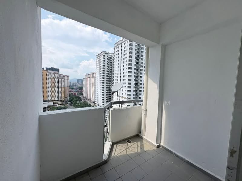 Pangsapuri untuk Disewa di Menara Orkid - DANNY THAM - Balcony - PropertyGuru.com.my