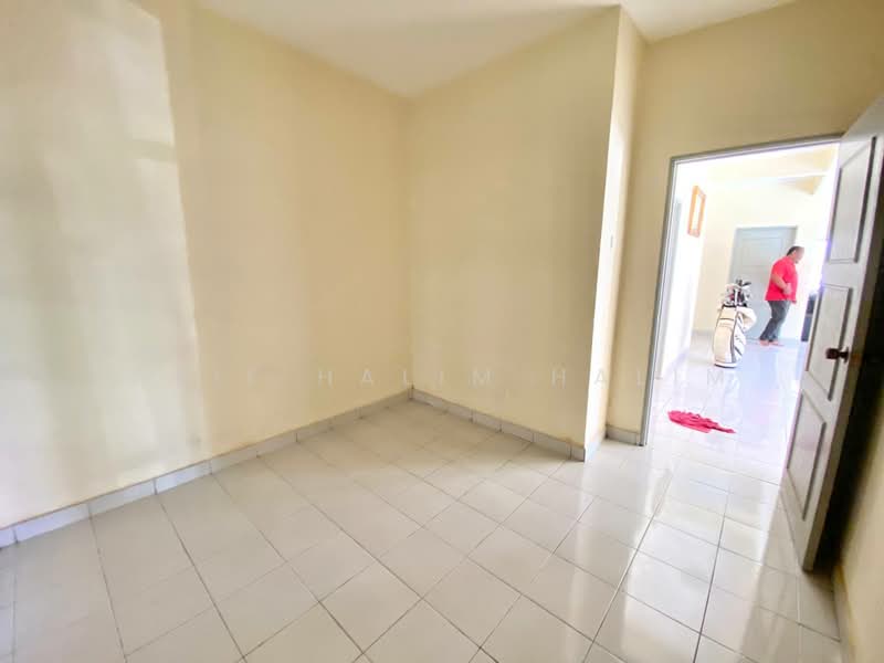 Semi-Detached House for Sale in Kajang (Selangor) - Arif Halim Halim - PropertyGuru.com.my