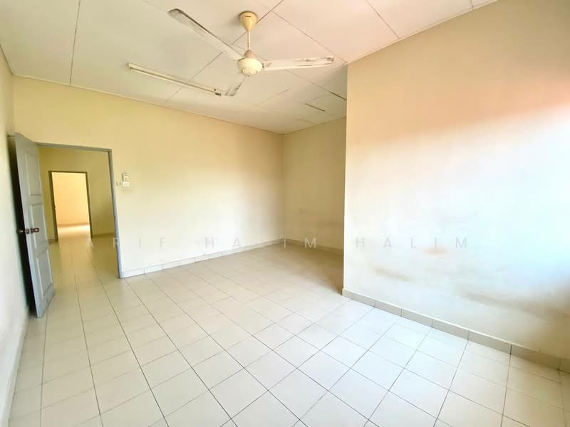 Semi-Detached House for Sale in Kajang (Selangor) - Arif Halim Halim - PropertyGuru.com.my
