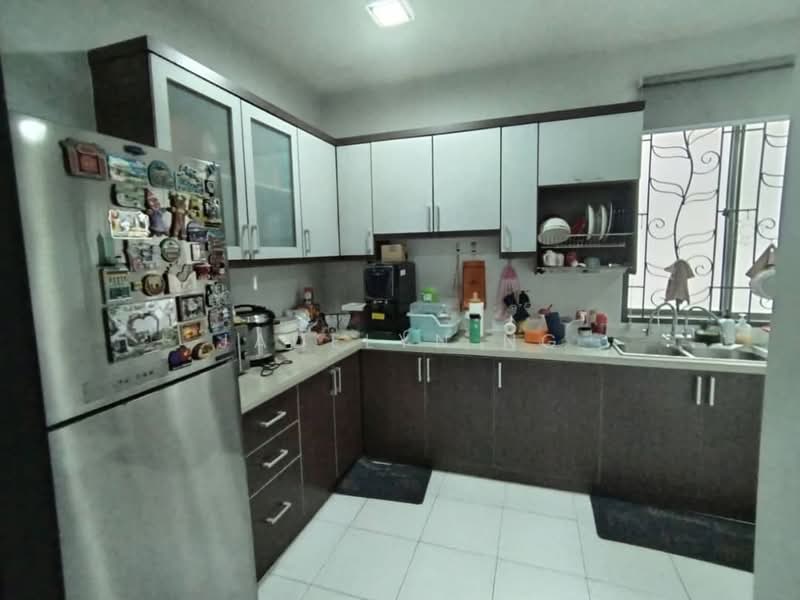 Rumah Teres 2 Tingkat untuk Dijual di Kulai (Johor) - Jadelyn Ng - Kitchen - PropertyGuru.com.my