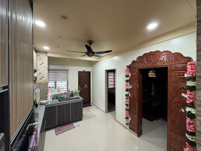 1-storey Terraced House for Sale in Taman Pelangi Semenyih (Semenyih) - Suba Shini - Kitchen - PropertyGuru.com.my
