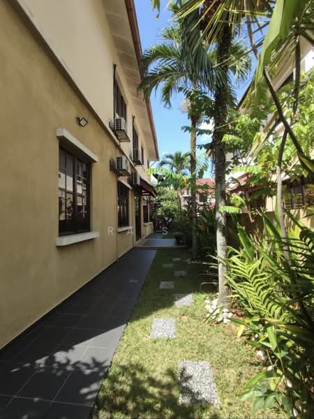 Semi-Detached House for Sale in Bandar Nusaputra (Puchong) - RAIS . - Exterior - PropertyGuru.com.my