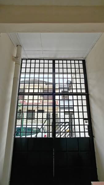 Rumah Teres 2 Tingkat untuk Disewa di Taman Desa Tebrau (Tebrau) - Jessy Koh - Entrance - PropertyGuru.com.my