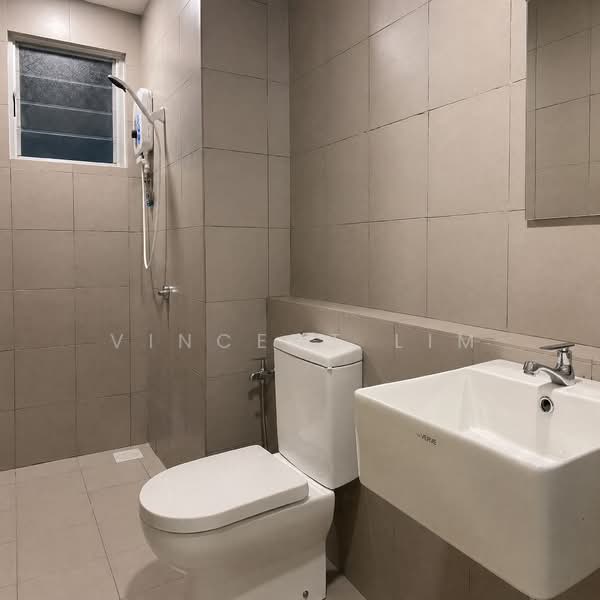 Kondominium untuk Disewa di Lakefront Homes - Vincent Lim - Bathroom - PropertyGuru.com.my