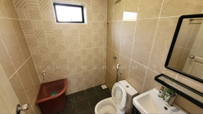 Tanah Pertanian untuk Dijual di Kuala Linggi (Melaka) - Ismi Muhammad - Bathroom - PropertyGuru.com.my