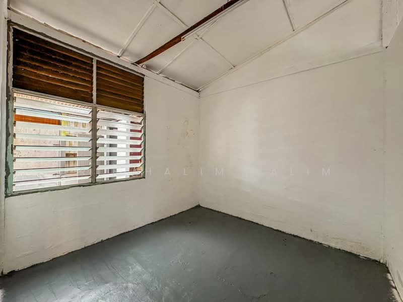 Terraced House for Sale in Muar (Johor) - Arif Halim Halim - PropertyGuru.com.my