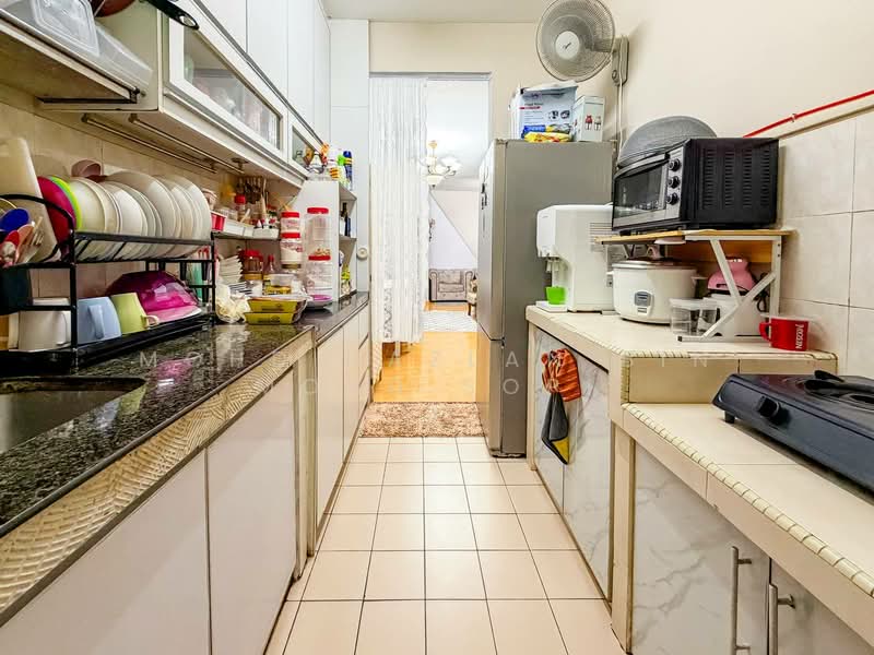 Apartment for Sale at Prima Court - Mohd Hazlan bin Mohd Sopi - Kitchen - PropertyGuru.com.my