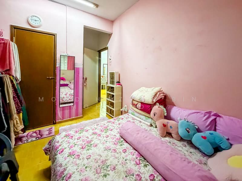 Apartment for Sale at Prima Court - Mohd Hazlan bin Mohd Sopi - Bedroom - PropertyGuru.com.my