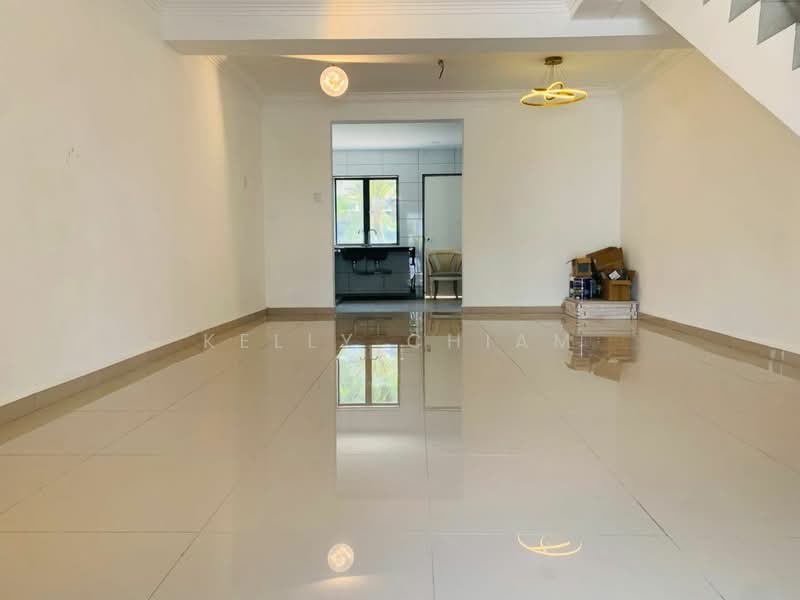 2-storey Terraced House for Sale in Taman Daya (Johor Bahru) - Kelly Chiam - Living Room - PropertyGuru.com.my