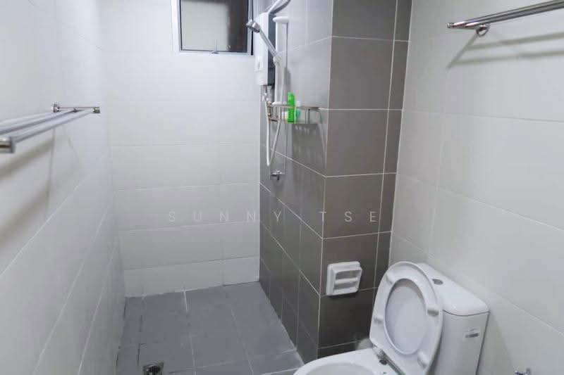 Kondominium untuk Disewa di Elit Heights @ Bayan City - Sunny Tse - Bathroom - PropertyGuru.com.my