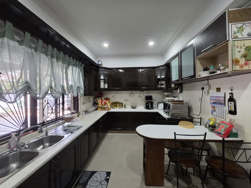 Rumah Berkembar untuk Dijual di Bangsar (Kuala Lumpur) - Evonne Lee - Kitchen - PropertyGuru.com.my