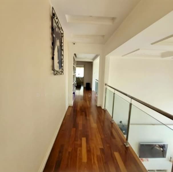 Bungalow for Sale in Shah Alam (Selangor) - Deela Ibrahim - Corridor - PropertyGuru.com.my