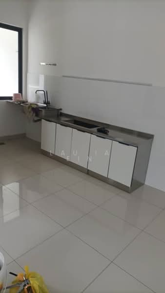 2-storey Terraced House for Rent in Rawang (Selangor) - Lau Ia Ein - Kitchen - PropertyGuru.com.my