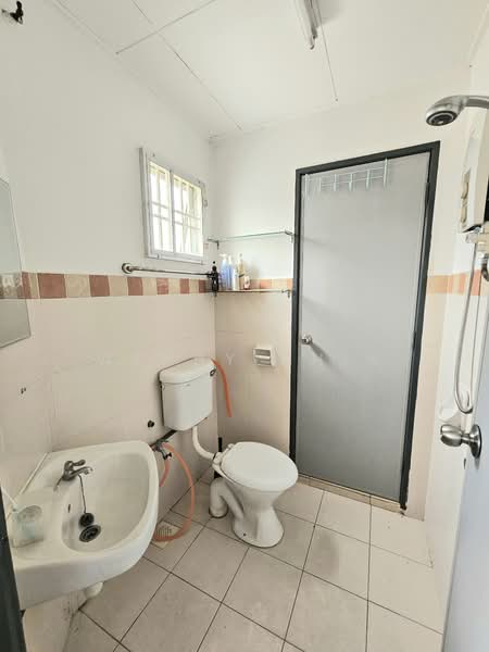 2-storey Terraced House for Sale in Taman Putra Prima (Puchong) - Wendy Chin - Bathroom - PropertyGuru.com.my