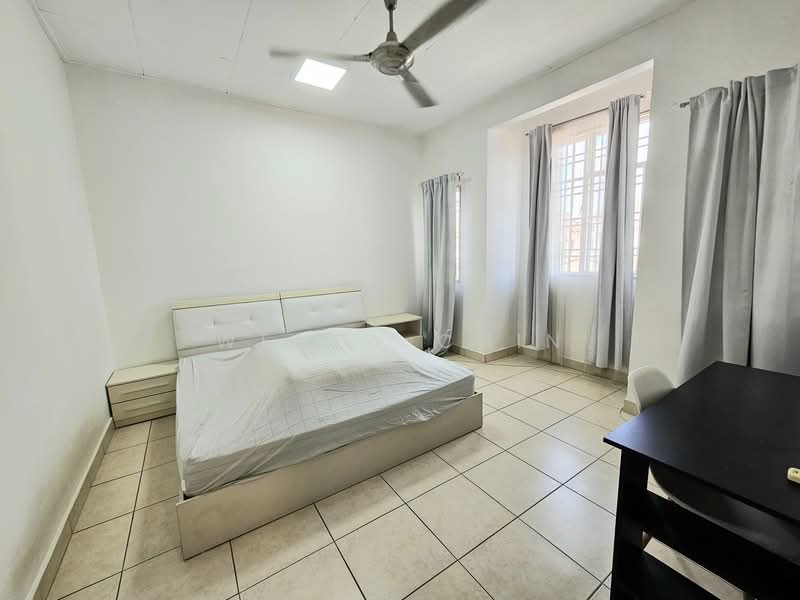 2-storey Terraced House for Sale in Taman Putra Prima (Puchong) - Wendy Chin - Bedroom - PropertyGuru.com.my