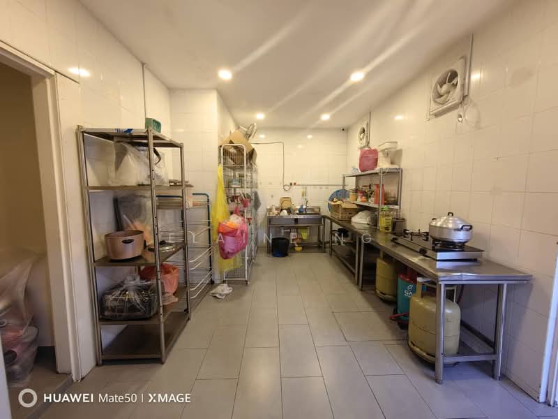 Commercial Semi-D for Rent in Johor Bahru (Johor) - Elaine Ng - Kitchen - PropertyGuru.com.my